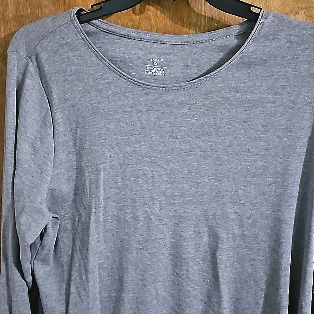 Cj banks gray long sleeve tee 1X